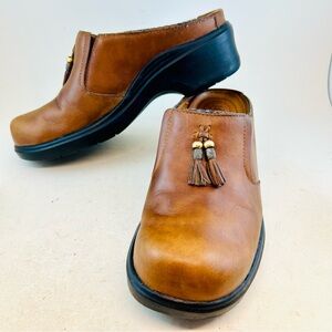 Ariat Brown Leather Mendocino Tassel 93897 Mules Clogs, Size 8.5 EU 39.5